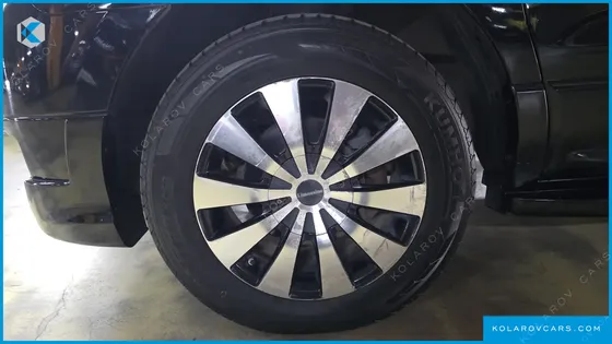HYUNDAI STAREX 4WD LIMOUSINE