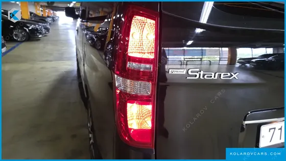 HYUNDAI STAREX 4WD LIMOUSINE