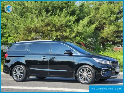 KIA CARNIVAL 9-SEATER NOBLESSE SPECIAL