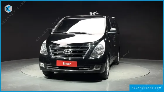 HYUNDAI STAREX 5-SEATER VAN