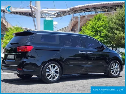 KIA CARNIVAL 9-SEATER NOBLESSE SPECIAL