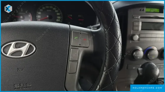HYUNDAI STAREX 11-SEATER WAGON