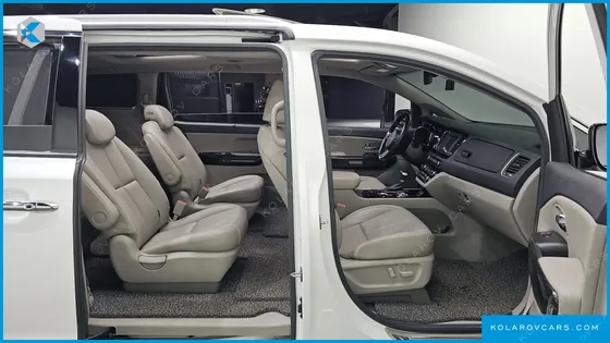 KIA CARNIVAL 9-SEATER NOBLESSE SPECIAL