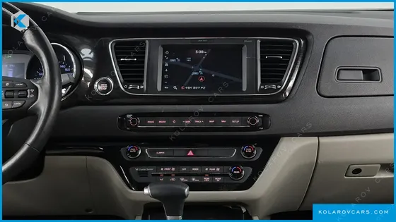 KIA CARNIVAL 9-SEATER PRSTIGE