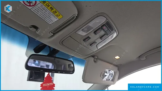 KIA CARNIVAL 9-SEATER PRSTIGE