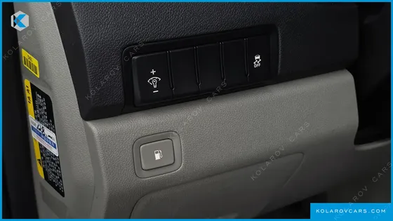 KIA CARNIVAL 9-SEATER PRSTIGE