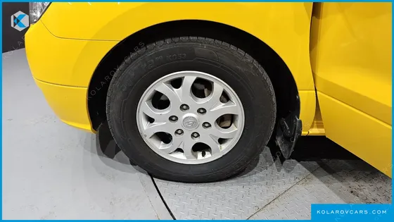 HYUNDAI STAREX GUARD CAR OF CHILDREN