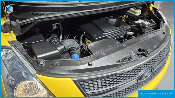 HYUNDAI STAREX GUARD CAR OF CHILDREN