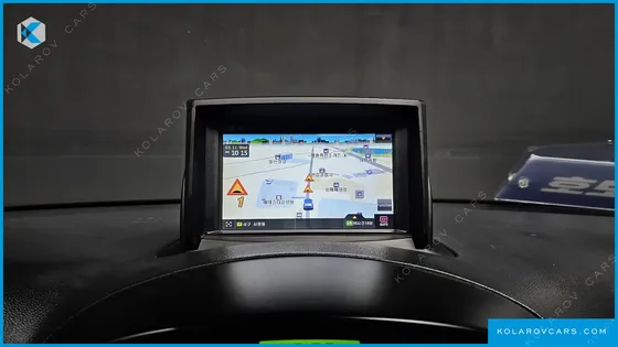 HYUNDAI STAREX GUARD CAR OF CHILDREN