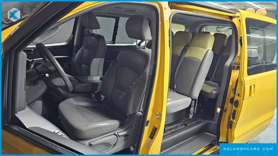 HYUNDAI STAREX GUARD CAR OF CHILDREN
