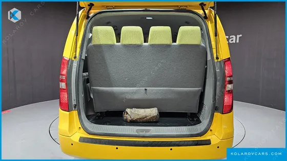 HYUNDAI STAREX GUARD CAR OF CHILDREN