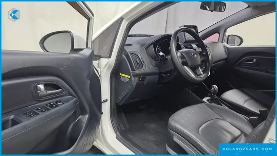 KIA PRIDE 4DR 1.4 MPI