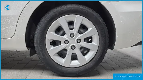 KIA PRIDE 4DR 1.4 MPI