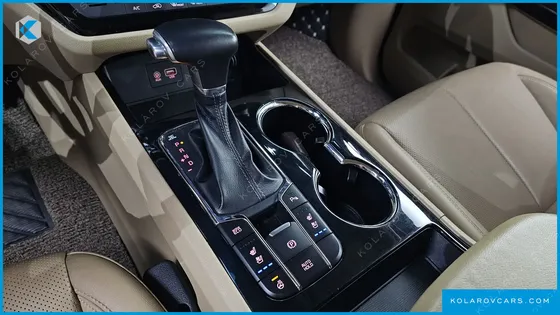 KIA CARNIVAL 9-SEATER NOBLESSE