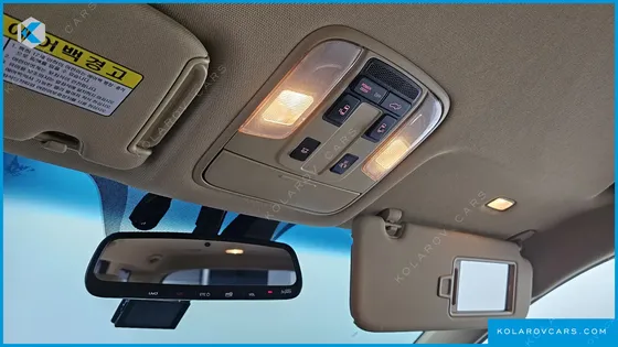 KIA CARNIVAL 9-SEATER NOBLESSE