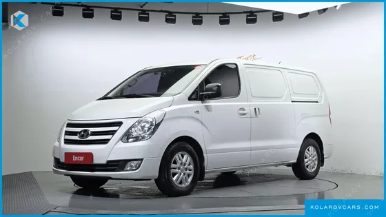 HYUNDAI STAREX 3-SEATER VAN