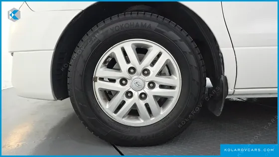 HYUNDAI STAREX 3-SEATER VAN