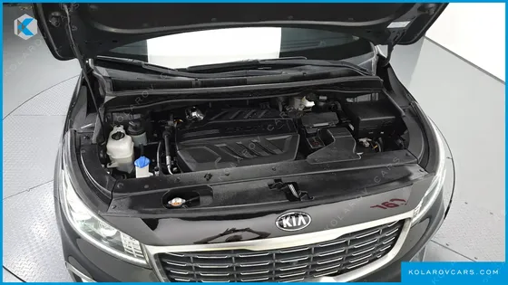 KIA CARNIVAL 9-SEATER NOBLESSE SPECIAL