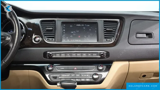 KIA CARNIVAL 9-SEATER NOBLESSE SPECIAL