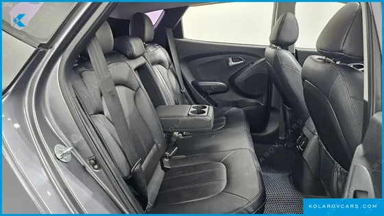 HYUNDAI TUCSON DIESEL(E-VGT) 4WD