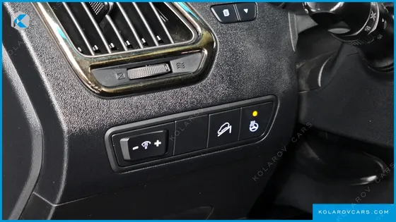 HYUNDAI TUCSON DIESEL(E-VGT) 2WD