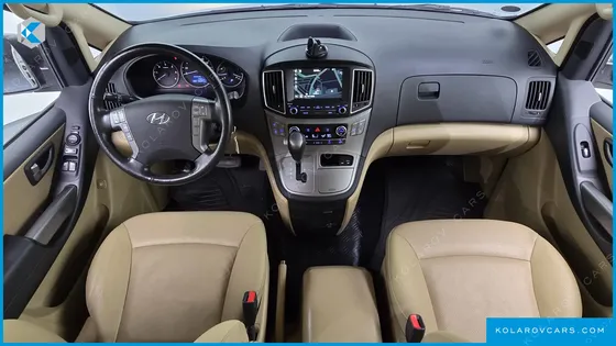 HYUNDAI STAREX 11-SEATER WAGON
