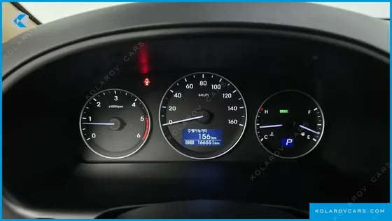HYUNDAI STAREX 11-SEATER WAGON