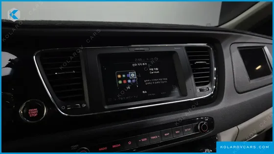 KIA CARNIVAL GASOLINE 9-SEATER NOBLESSE SPECIAL