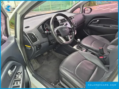 KIA PRIDE 4DR 1.4 MPI
