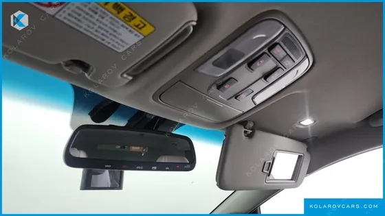 KIA CARNIVAL GASOLINE 7-SEATER LIMOUSINE