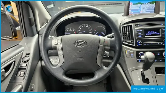 HYUNDAI STAREX GUARD CAR OF CHILDREN
