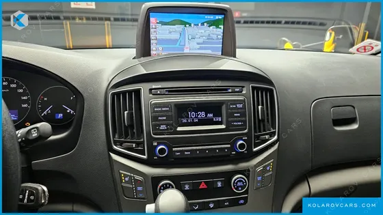 HYUNDAI STAREX GUARD CAR OF CHILDREN