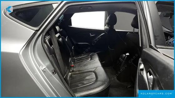 HYUNDAI TUCSON DIESEL(E-VGT) 2WD