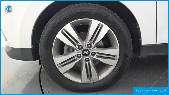 HYUNDAI TUCSON DIESEL(E-VGT) 2WD