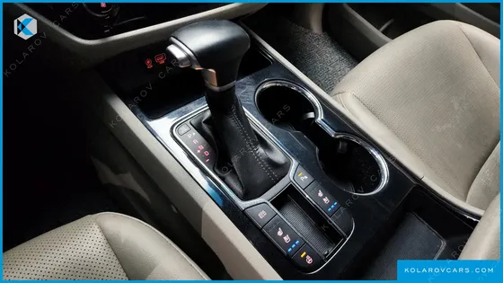 KIA CARNIVAL 11-SEATER PRESTIGE