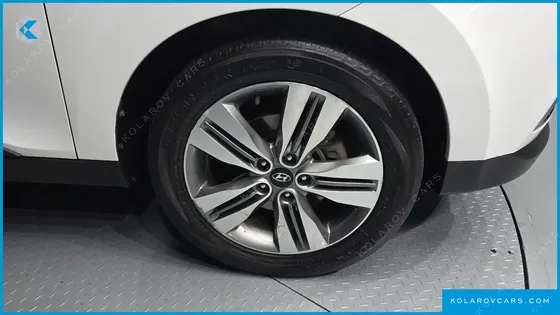 HYUNDAI TUCSON DIESEL(E-VGT) 2WD