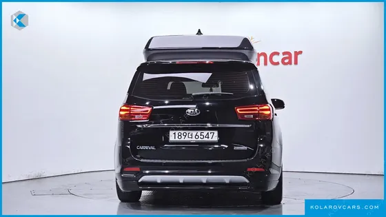 KIA CARNIVAL 9-SEATER HI-LIMOUSINE