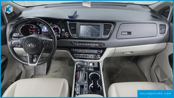 KIA CARNIVAL 9-SEATER PRSTIGE