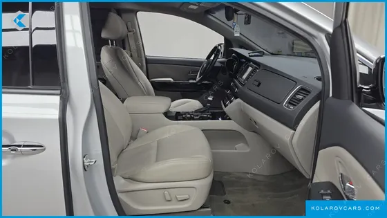 KIA CARNIVAL 9-SEATER PRSTIGE