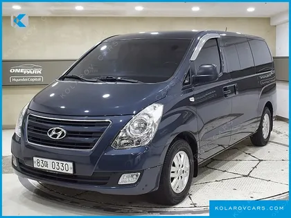 HYUNDAI STAREX 5-SEATER VAN