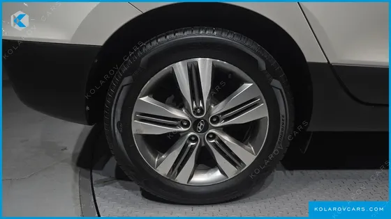 HYUNDAI TUCSON DIESEL(E-VGT) 2WD