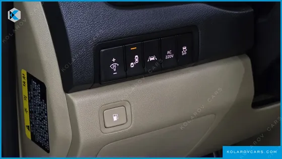 KIA CARNIVAL 7-SEATER LIMOUSINE