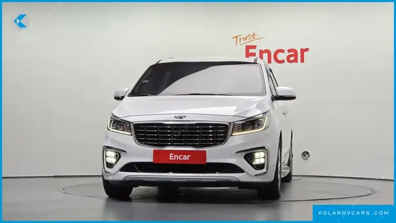 KIA CARNIVAL 7-SEATER LIMOUSINE