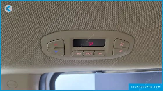 KIA CARNIVAL 7-SEATER LIMOUSINE