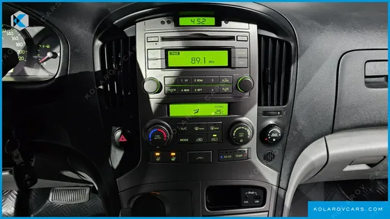 HYUNDAI STAREX 11-SEATER WAGON