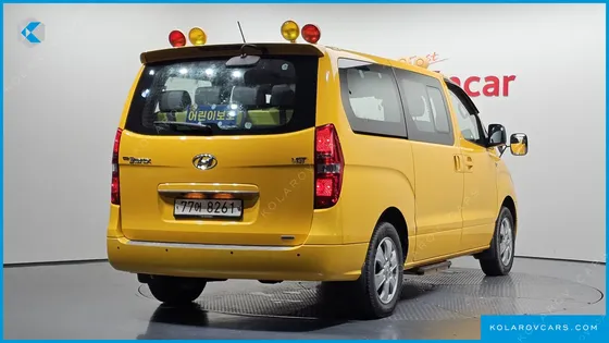 HYUNDAI STAREX 4WD GUARD CAR OF CHIDREN