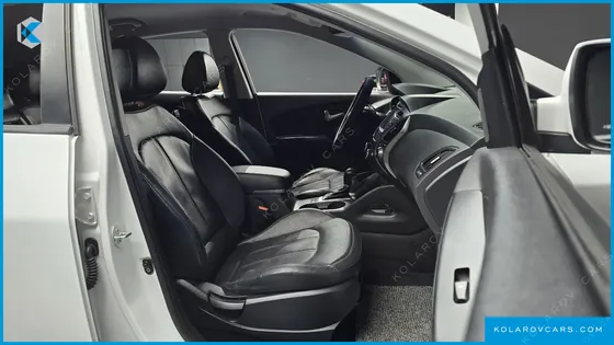 HYUNDAI TUCSON DIESEL(E-VGT) 2WD