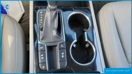 KIA CARNIVAL 9-SEATER PRSTIGE