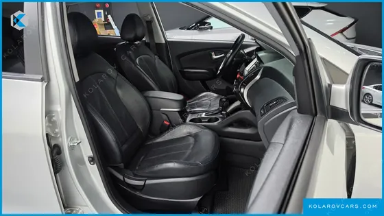 HYUNDAI TUCSON DIESEL(E-VGT) 2WD