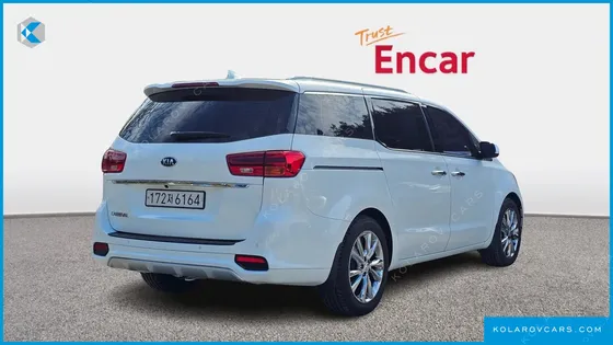 KIA CARNIVAL 9-SEATER PRSTIGE